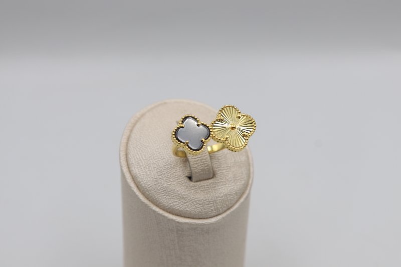 Bague Van clef deux fleurs Noir 2