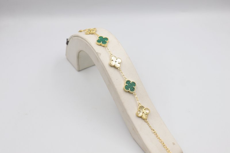 Gourmette Vn cleef 5 fleurs Doré et Vert 2