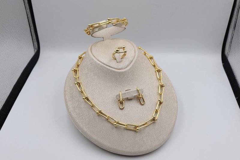Parure Tiffany Giant Sans Pierre 