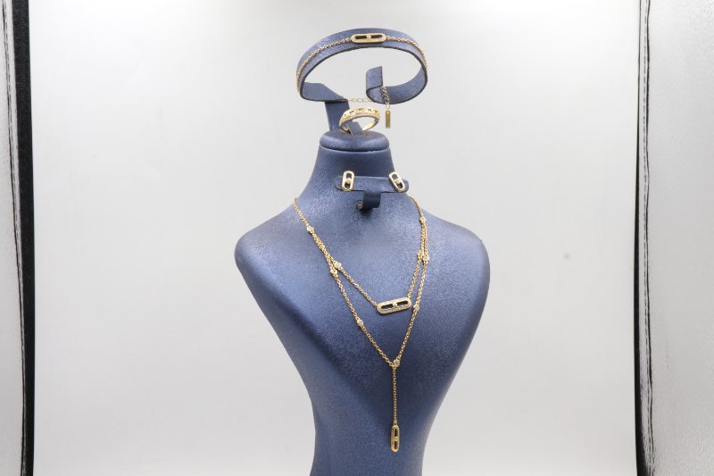 Parure Messika 1